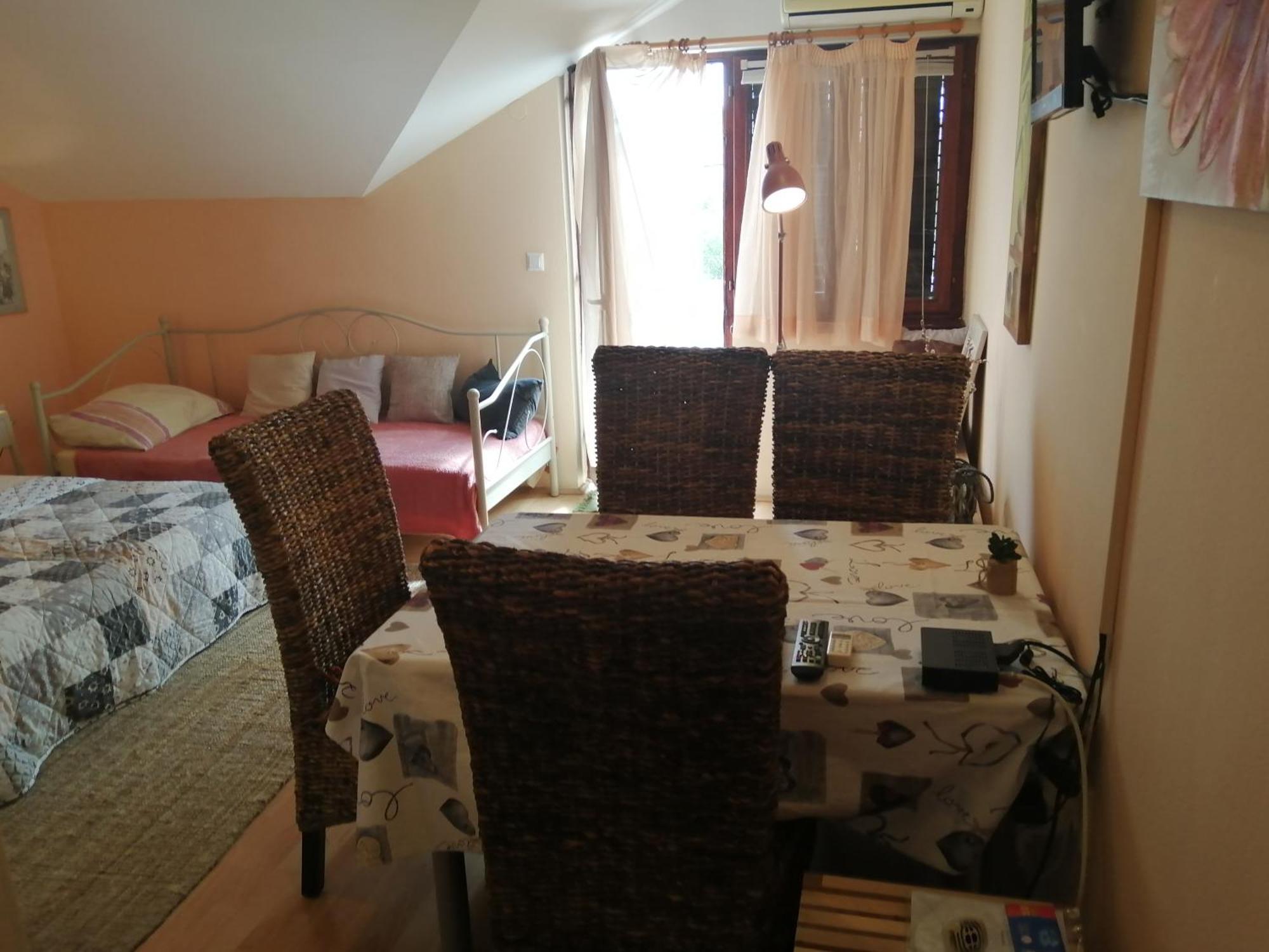 Apartments Tamara Sukošan الغرفة الصورة
