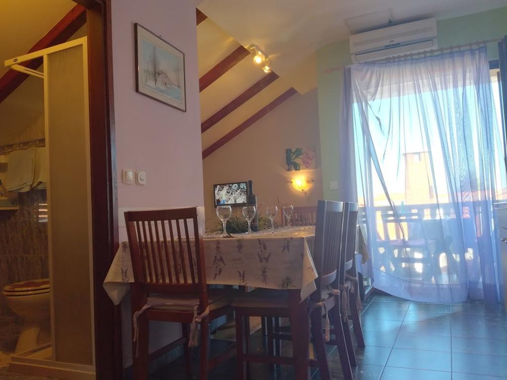 Apartments Tamara Sukošan المظهر الخارجي الصورة